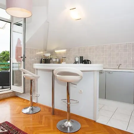 Half Of Austro-hungarian Two Floors Duplex Opatija